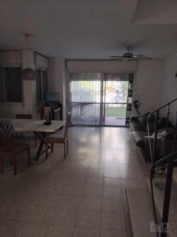 Herzliya, Israel 5