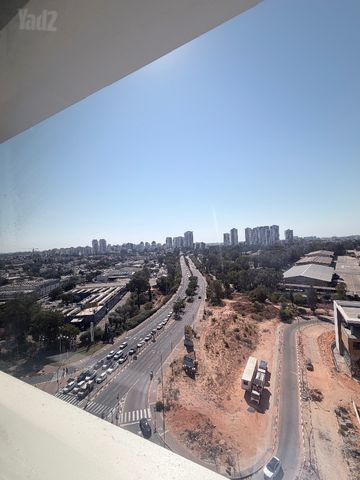 עמק 2