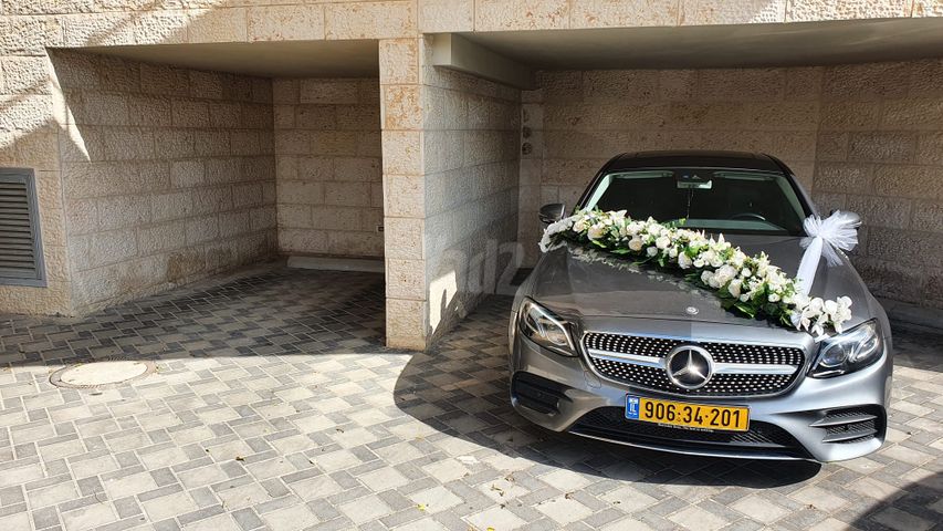 מודעת רכב מרצדס-בנץ E-class