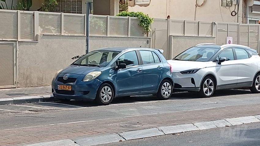 מודעת רכב טויוטה יאריס