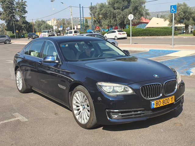 מודעת רכב ב מ וו סדרה 7