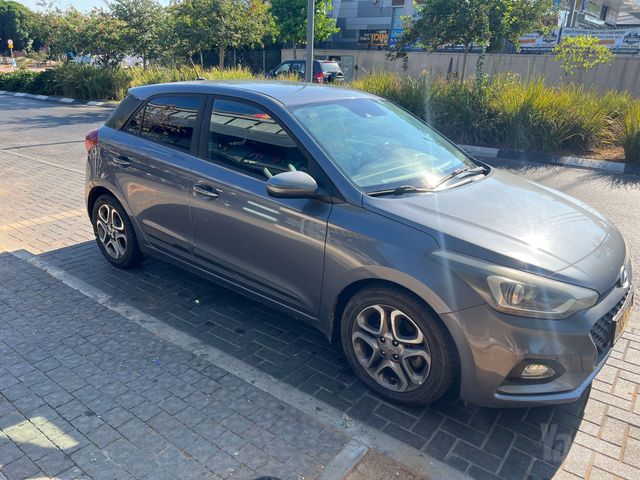 מודעת רכב יונדאי i20