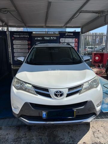 מודעת רכב טויוטה RAV4