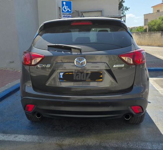 מודעת רכב מאזדה CX-5