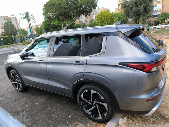 מודעת רכב מיצובישי אאוטלנדר