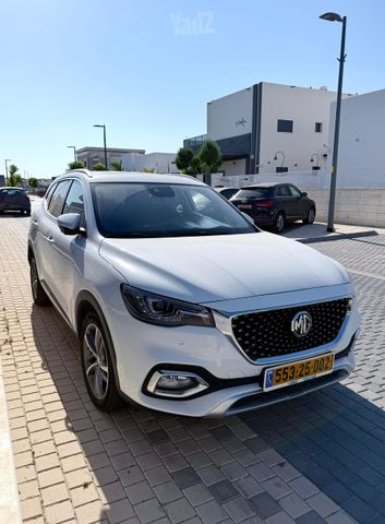 מודעת רכב אם ג'י EHS PHEV