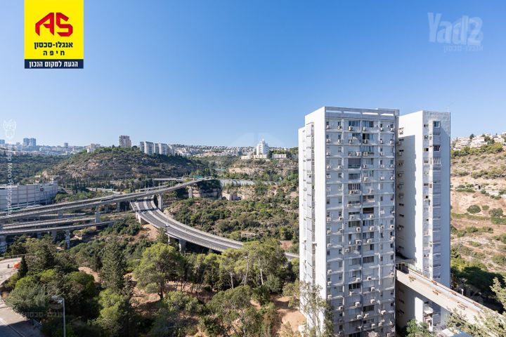 אבא הלל סילבר 111