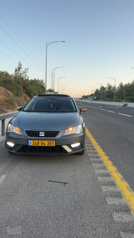 מודעת רכב סיאט לאון