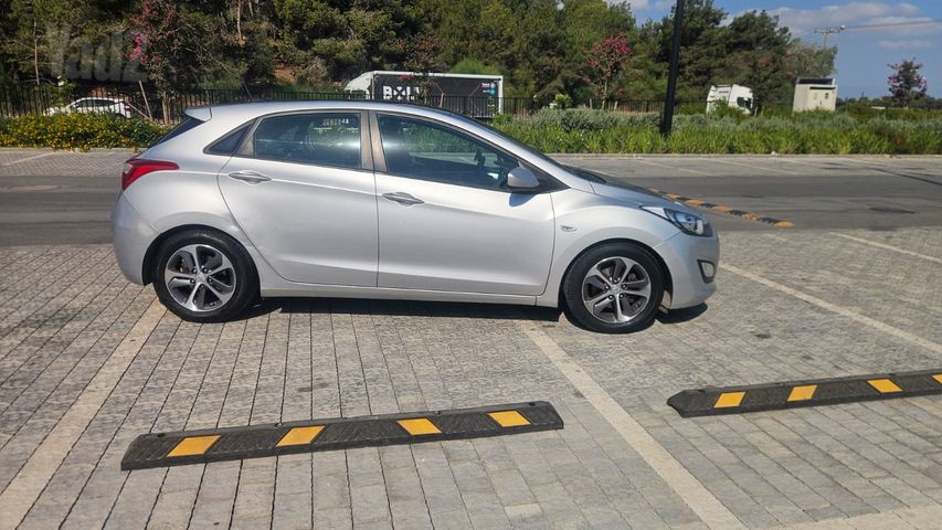 מודעת רכב יונדאי i30