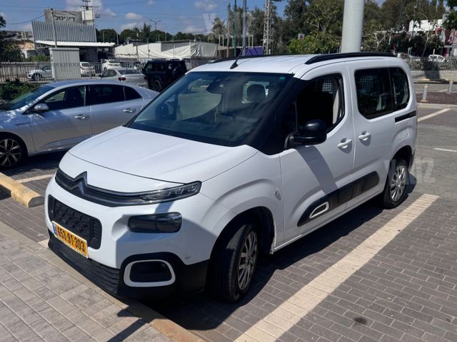 מודעת רכב סיטרואן ברלינגו