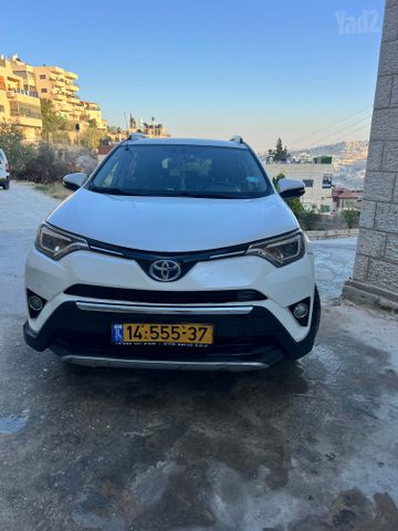 מודעת רכב טויוטה RAV4
