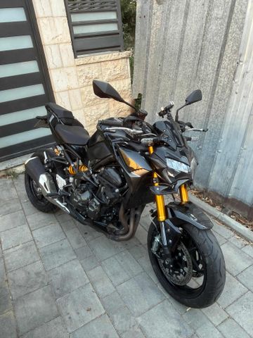 מודעת רכב קאוואסאקי Z900