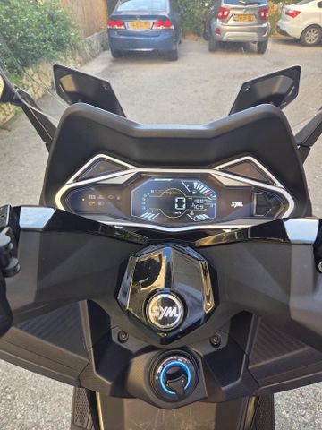 מודעת רכב סאן יאנג קרוזים 300