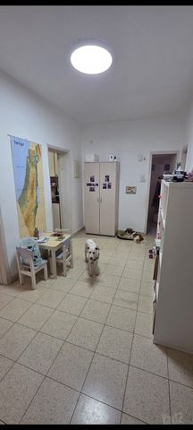 Holon, Israel 7