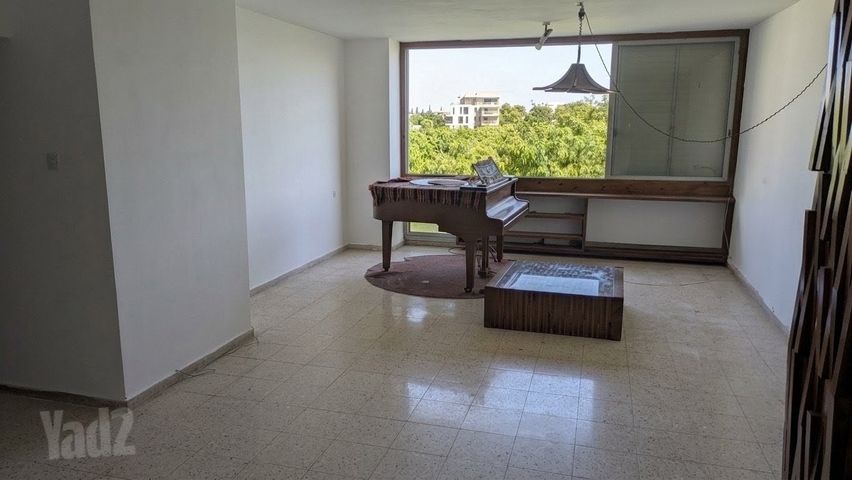 Tel Aviv-Yafo, Israel 3