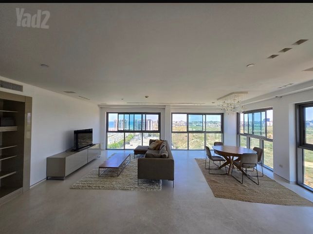 Herzliya, Israel 6