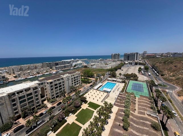 Herzliya, Israel 3