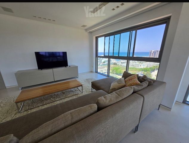 Herzliya, Israel 7