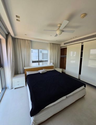Herzliya, Israel 9