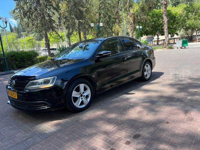 ג'טה  Trendline אוט׳ בנזין 1.2 (105 כ״ס)