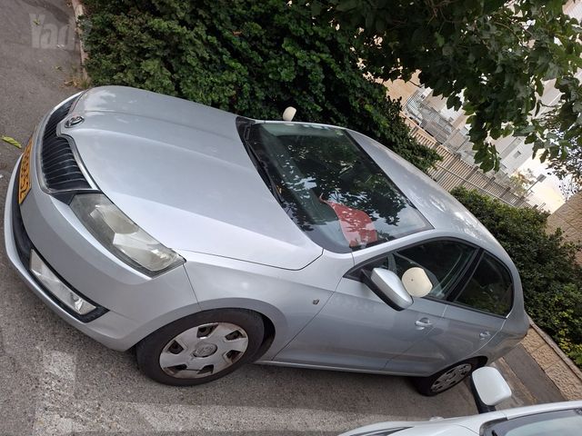 מודעת רכב סקודה ראפיד
