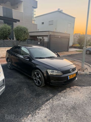 ג'טה  Trendline אוט׳ בנזין 1.2 (105 כ״ס)