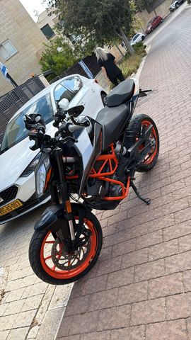 מודעת רכב KTM Naked Duke 390