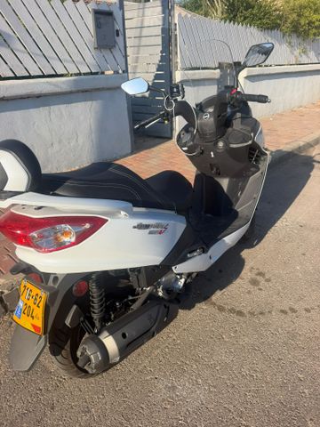 מודעת רכב סאן יאנג ג'וי רייד 125