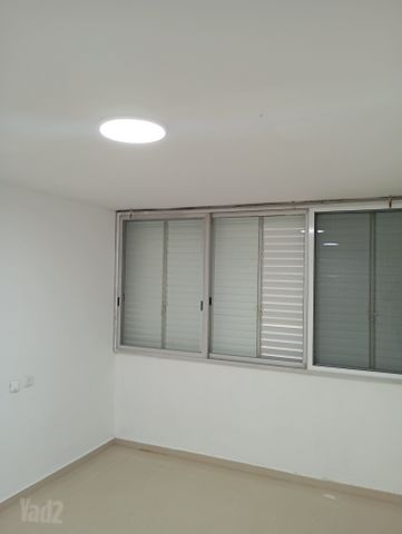 דרך משה דיין 40