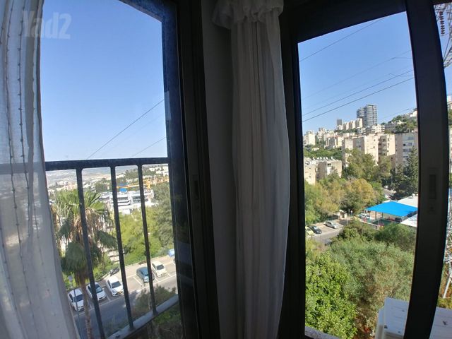 יהודה בורלא 23