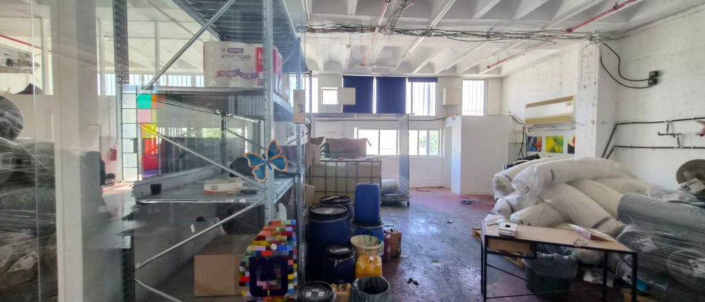 מחסנים, פארק עסקים ירקון / אזור תעשיה סגולה, פתח תקווה