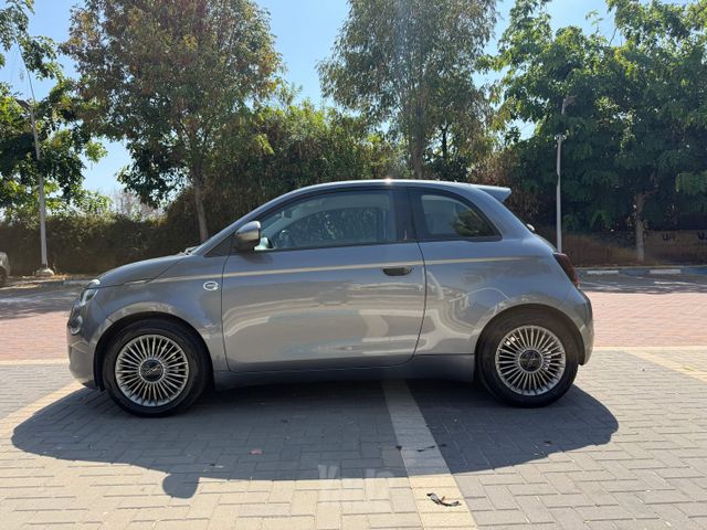 מודעת רכב פיאט 500E