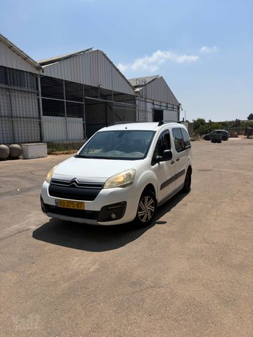 ברלינגו  XTR אוט׳ 1.6 (100 כ״ס)