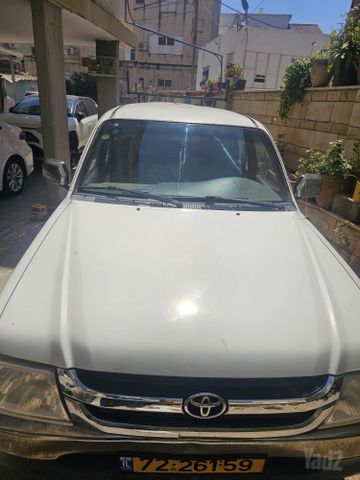 מודעת רכב טויוטה היילקס