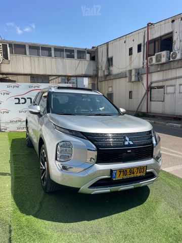מודעת רכב מיצובישי אאוטלנדר 1