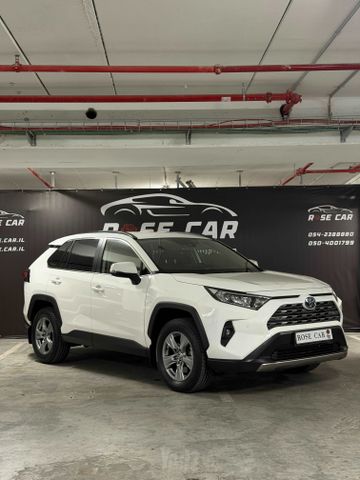 מודעת רכב טויוטה RAV4