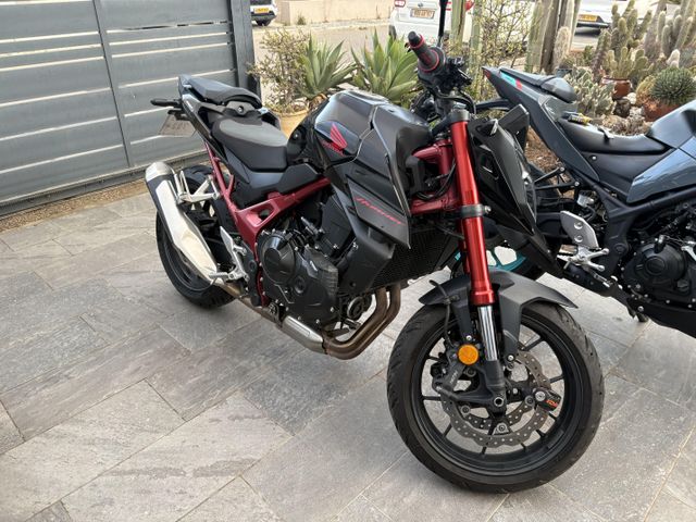 מודעת רכב הונדה HORNET 750