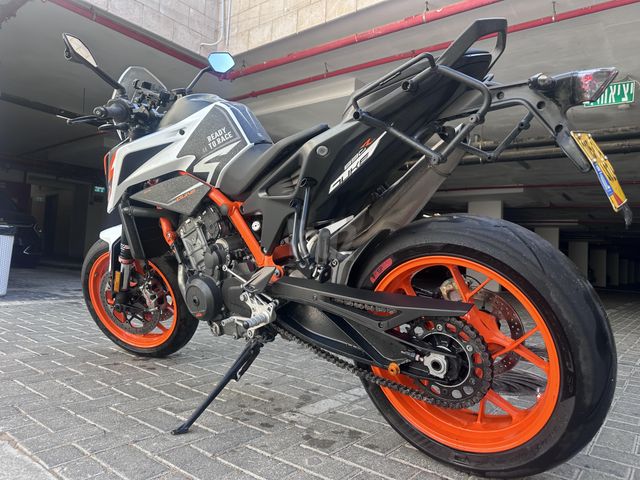 מודעת רכב KTM Naked Duke 890R