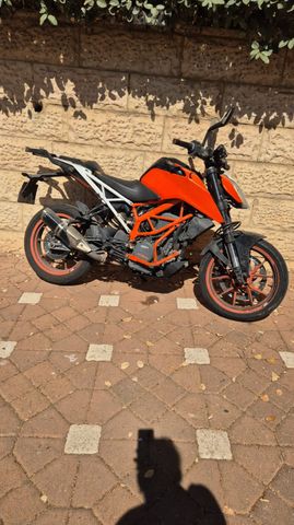 מודעת רכב KTM Naked Duke 390