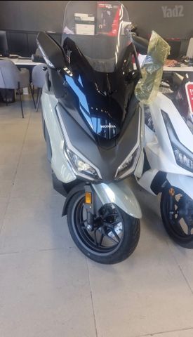 מודעת רכב הונדה FORZA250