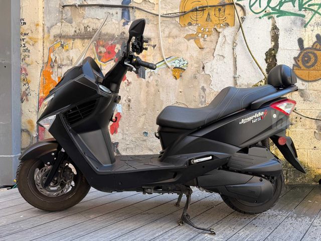 מודעת רכב סאן יאנג ג'וי רייד 125