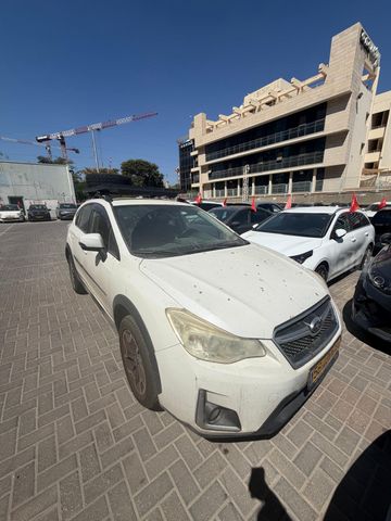 מודעת רכב סובארו XV