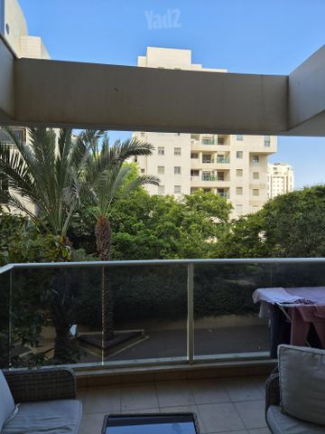 Tel Aviv-Yafo, Israel 4