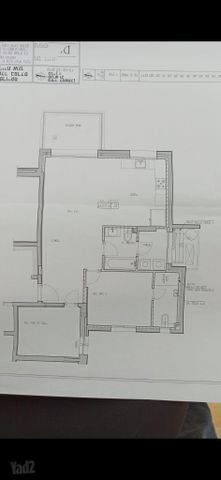 נאוה סמל 12