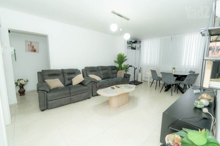 Petah Tikva, Israel 3