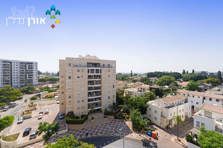 קלמן ביאלר 