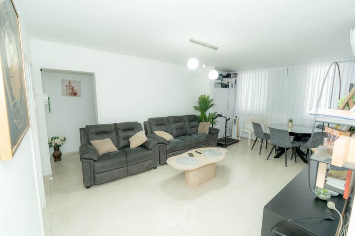 Petah Tikva, Israel 4