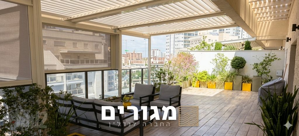 עוזי חיטמן 