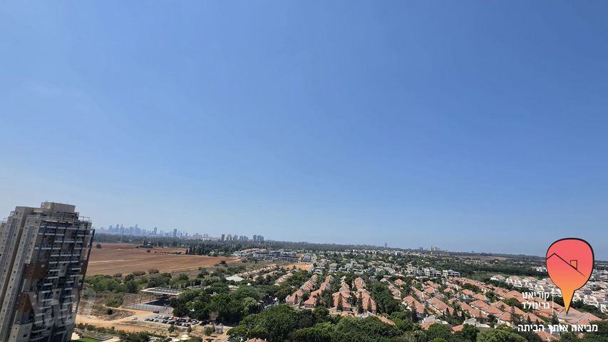טווס 3