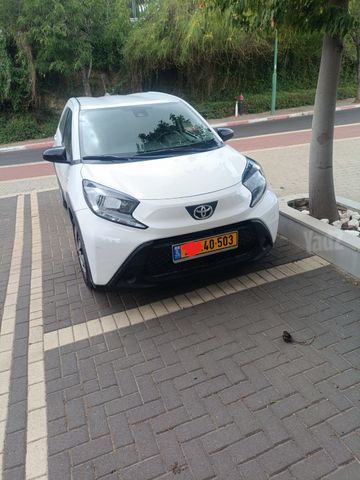 מודעת רכב טויוטה אייגו X